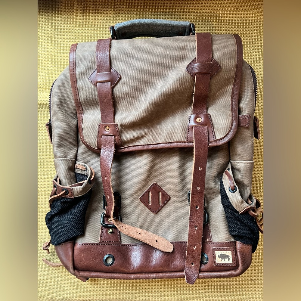 The Buffalo Jackson Dakota Commuter